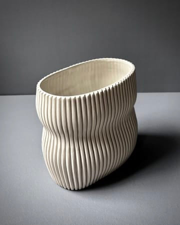 Oval Curvy Vase Collection