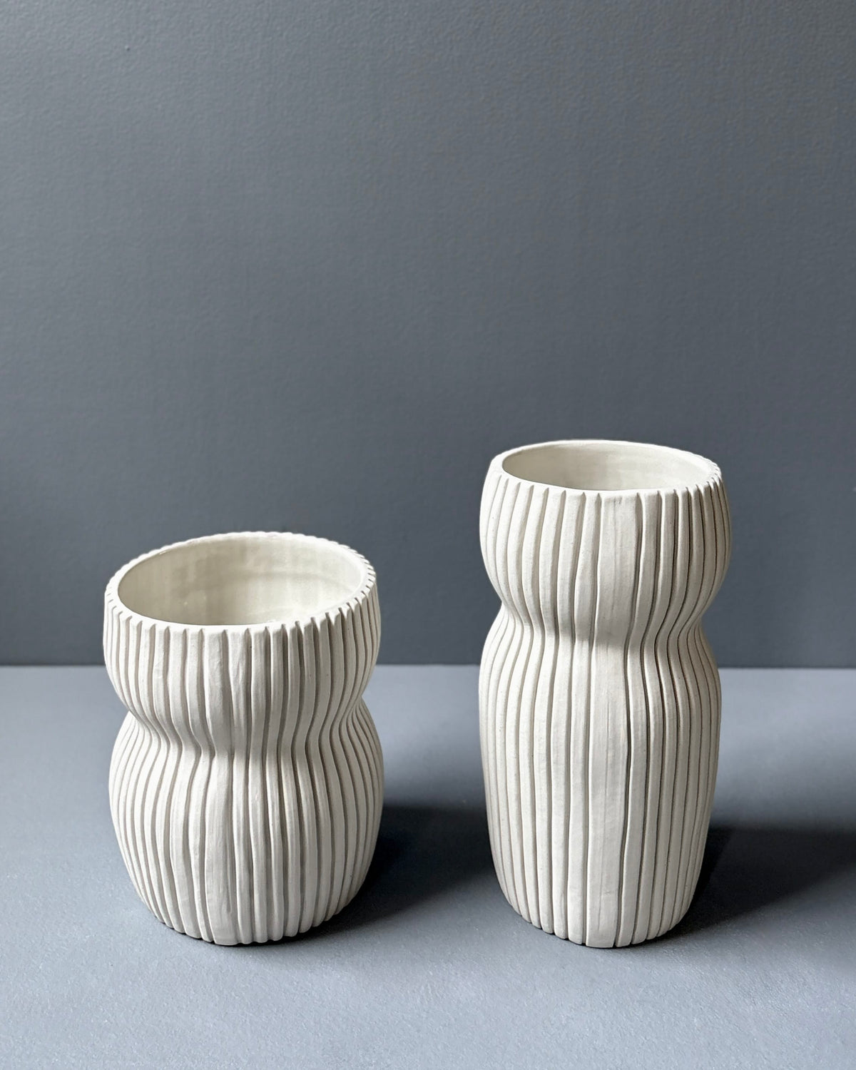 Round Curvy Vase Collection