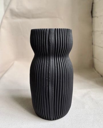 BLACK ROUND CURVY- SECOND QUALITY