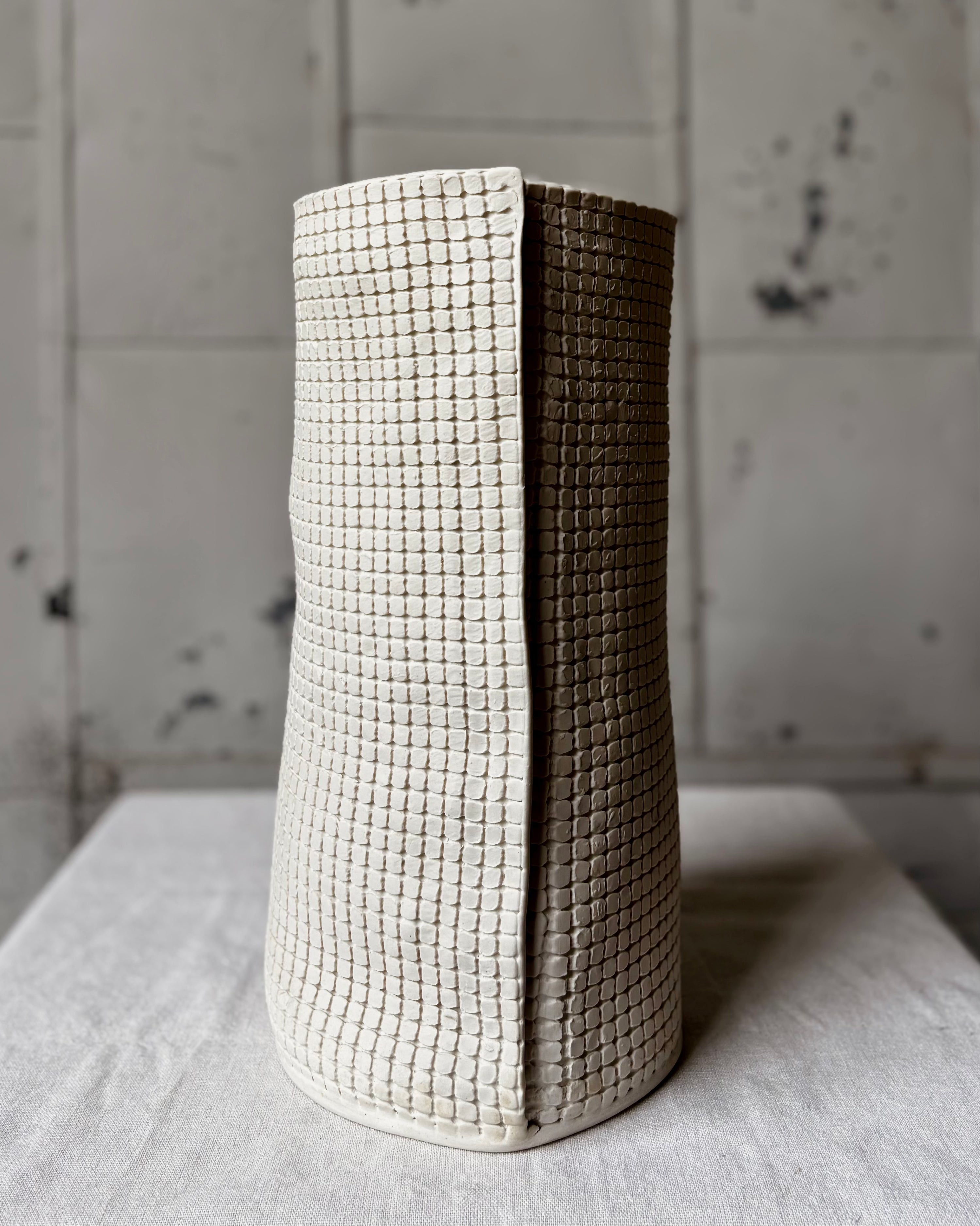 Wabi Sabi Grid Cylinder