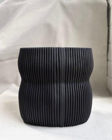 Black Oval Curvy #2 - 2ND QUALITY