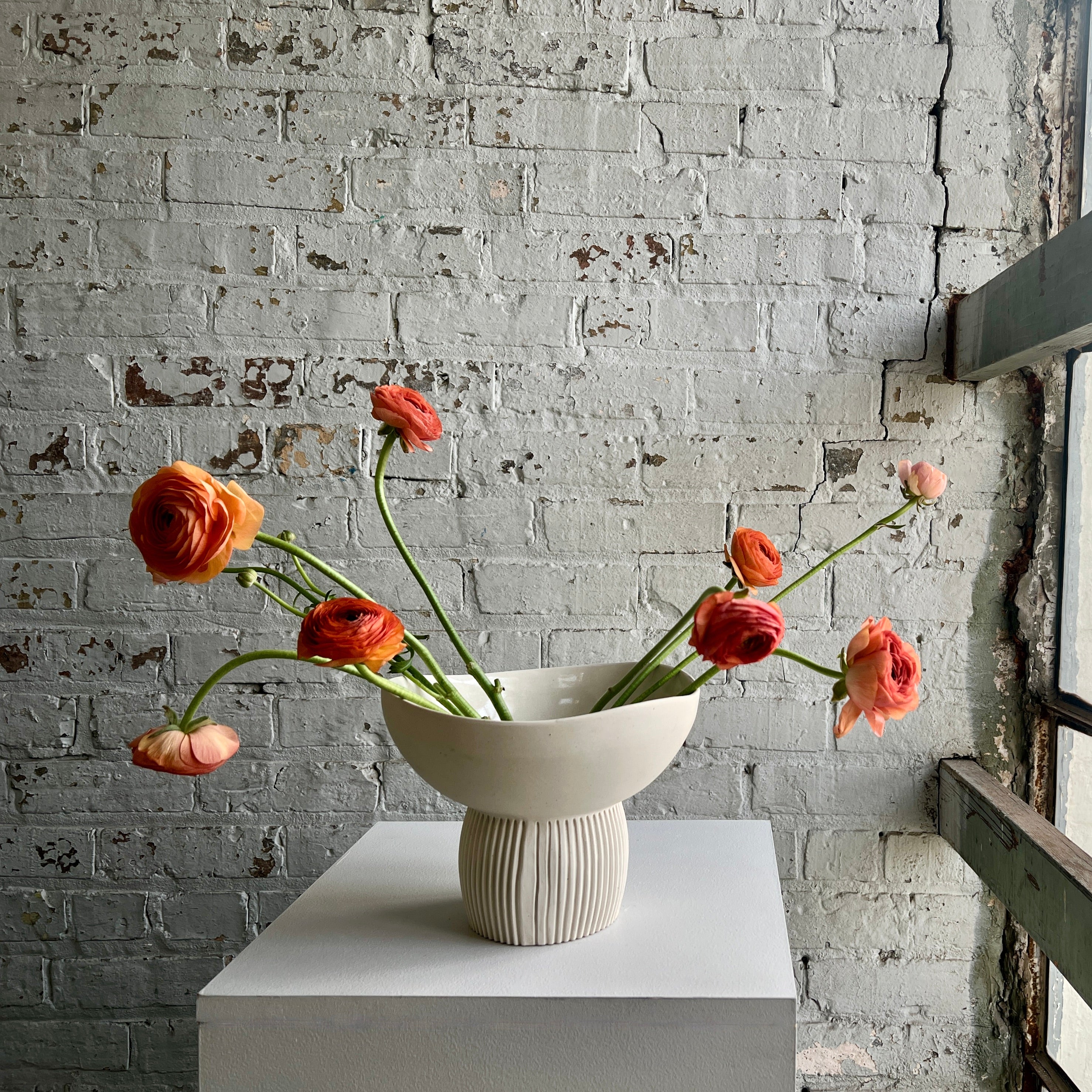 Pedestal Bowls