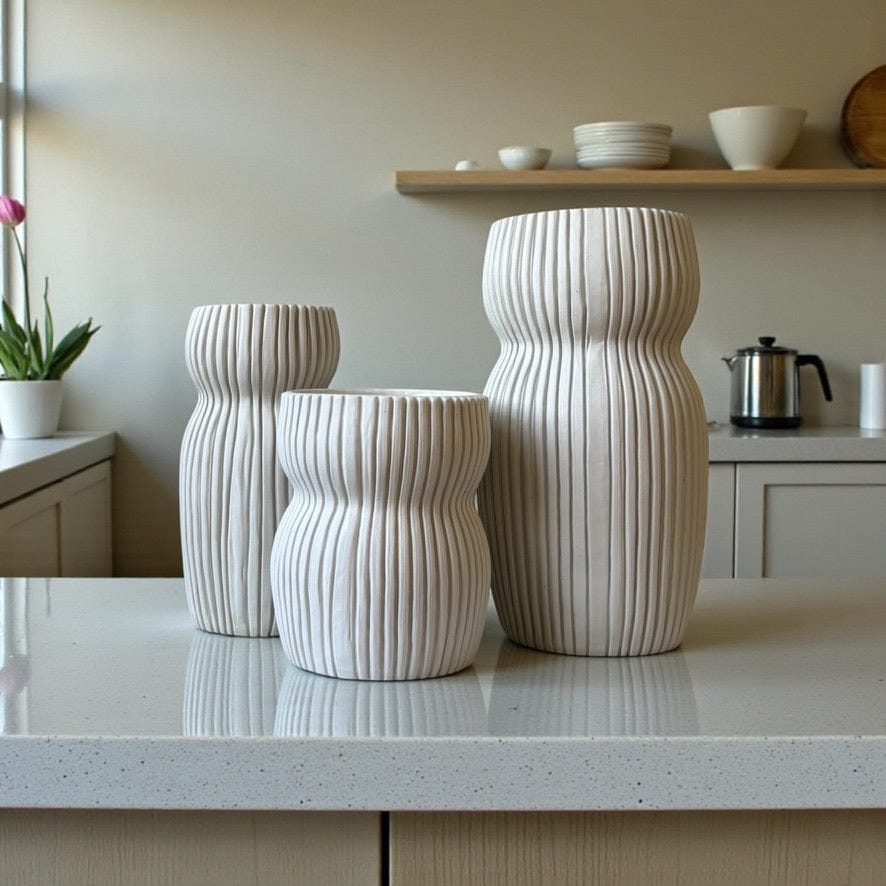 Round Curvy Vase Collection