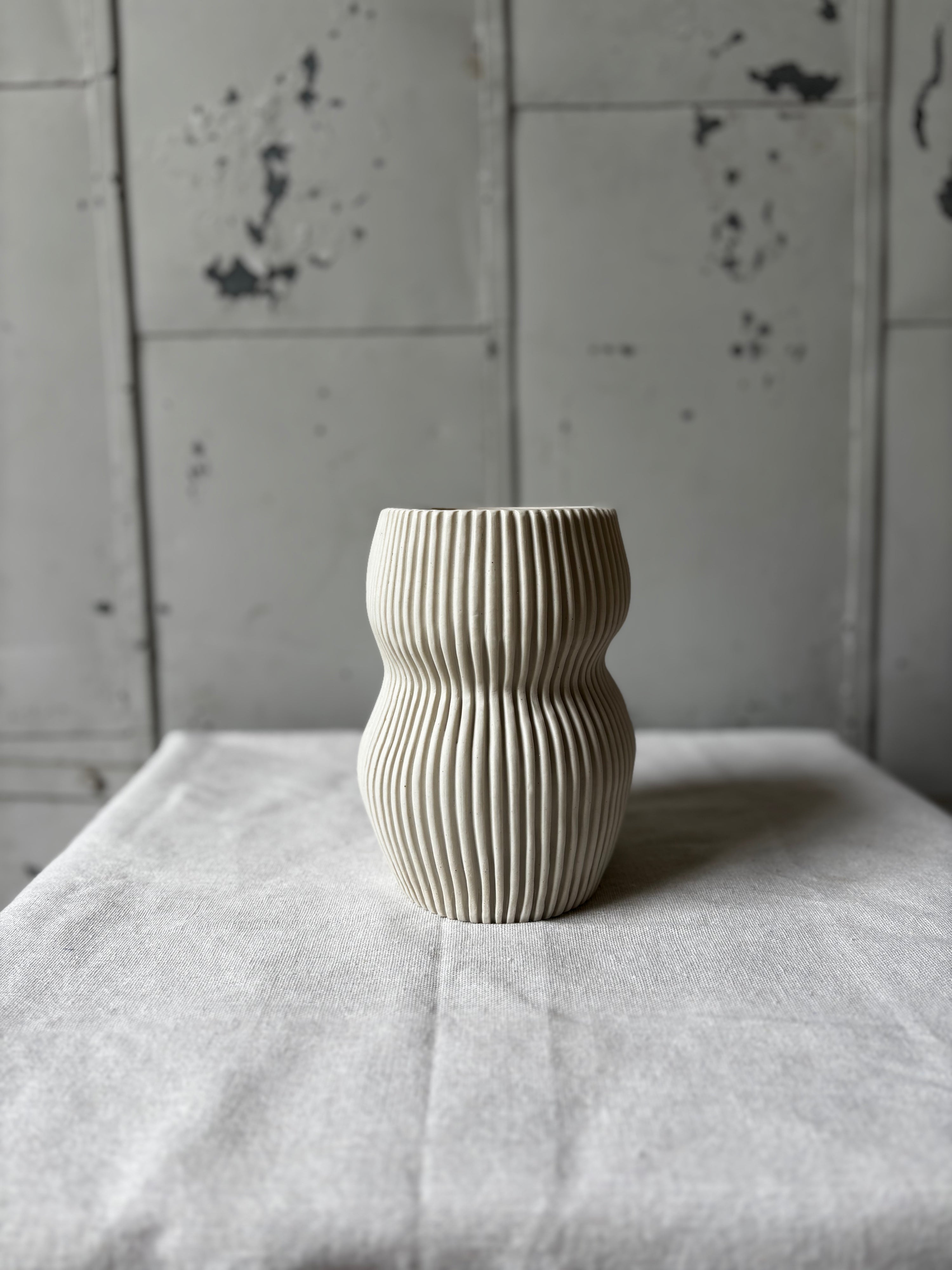 Oval Curvy 4