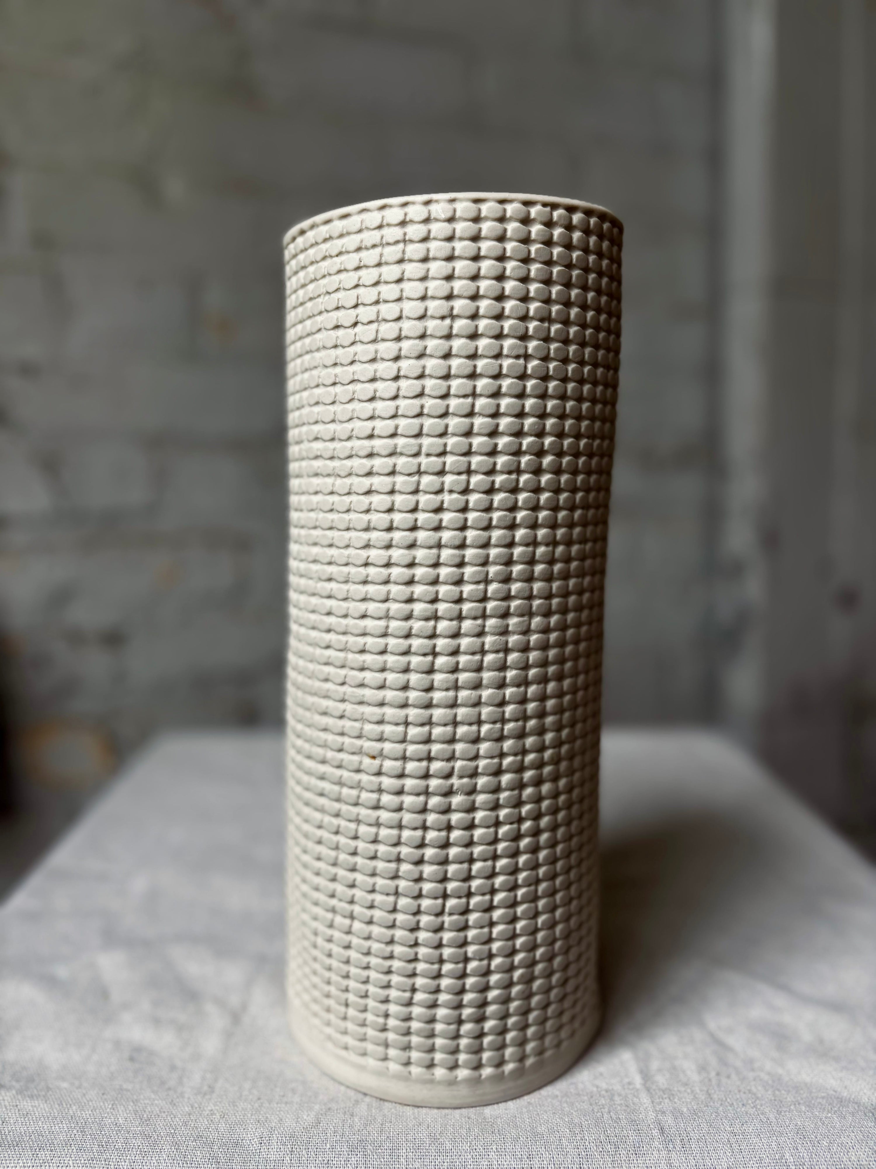 2025 - Grid Cylinder
