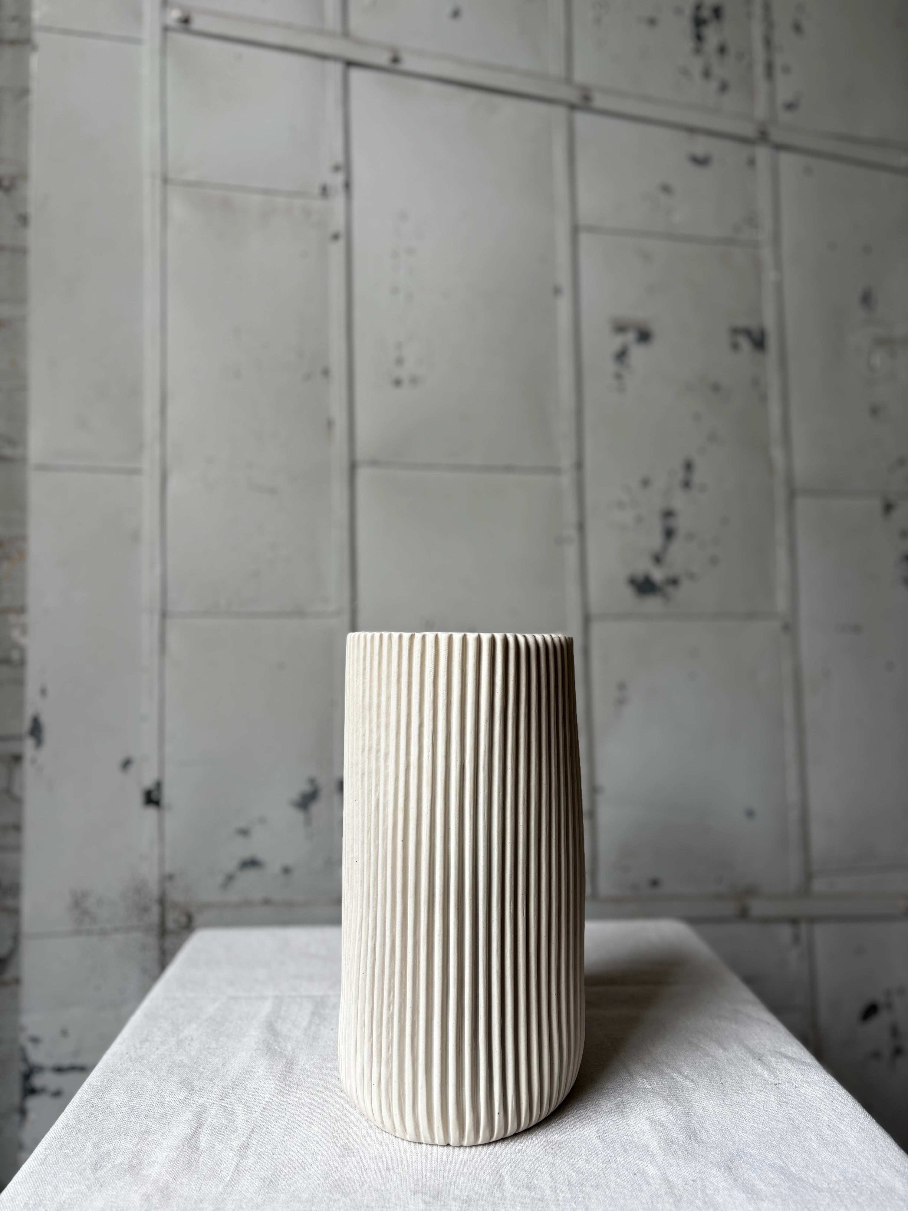 2019 - Oval Vase