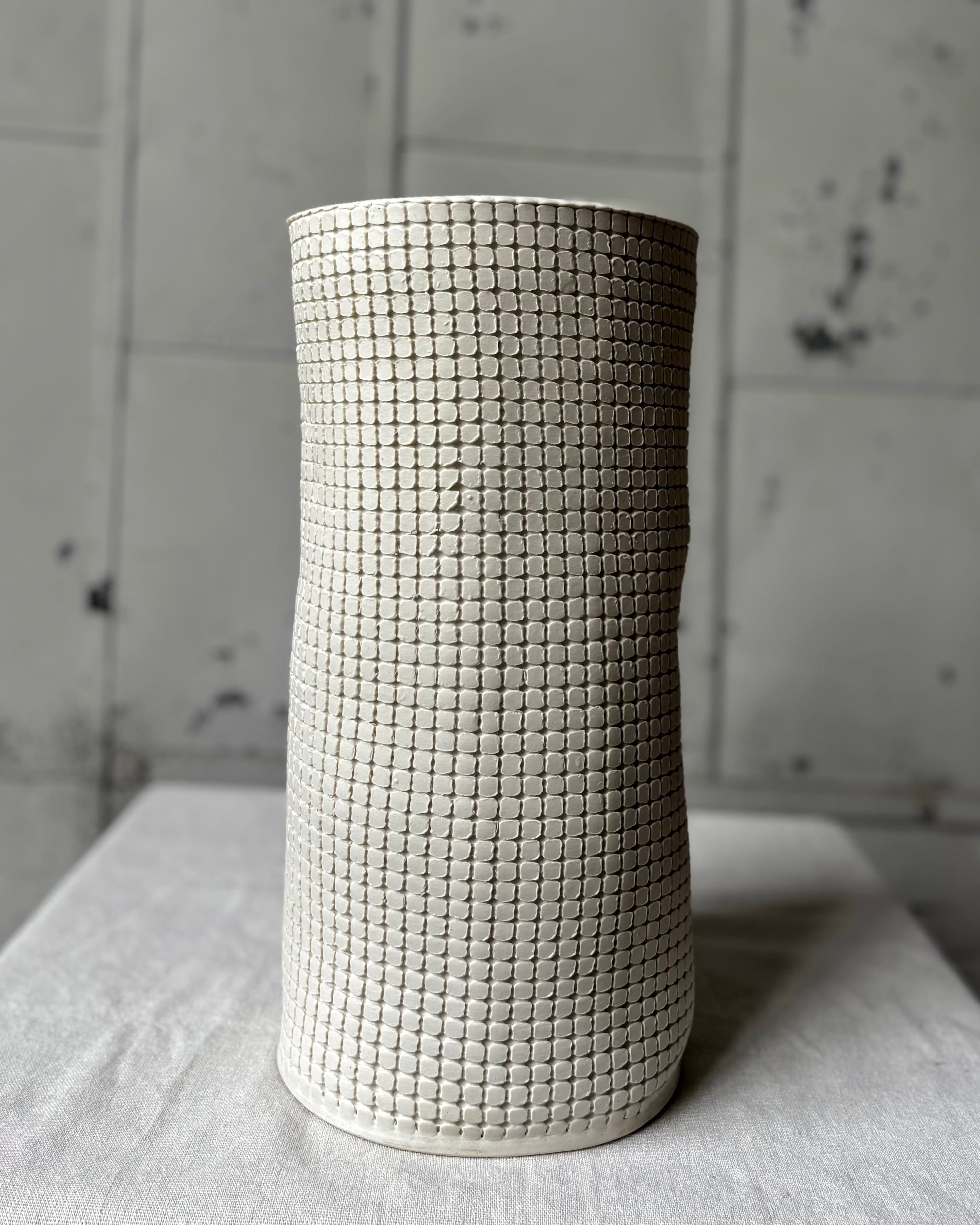 Wabi Sabi Grid Cylinder