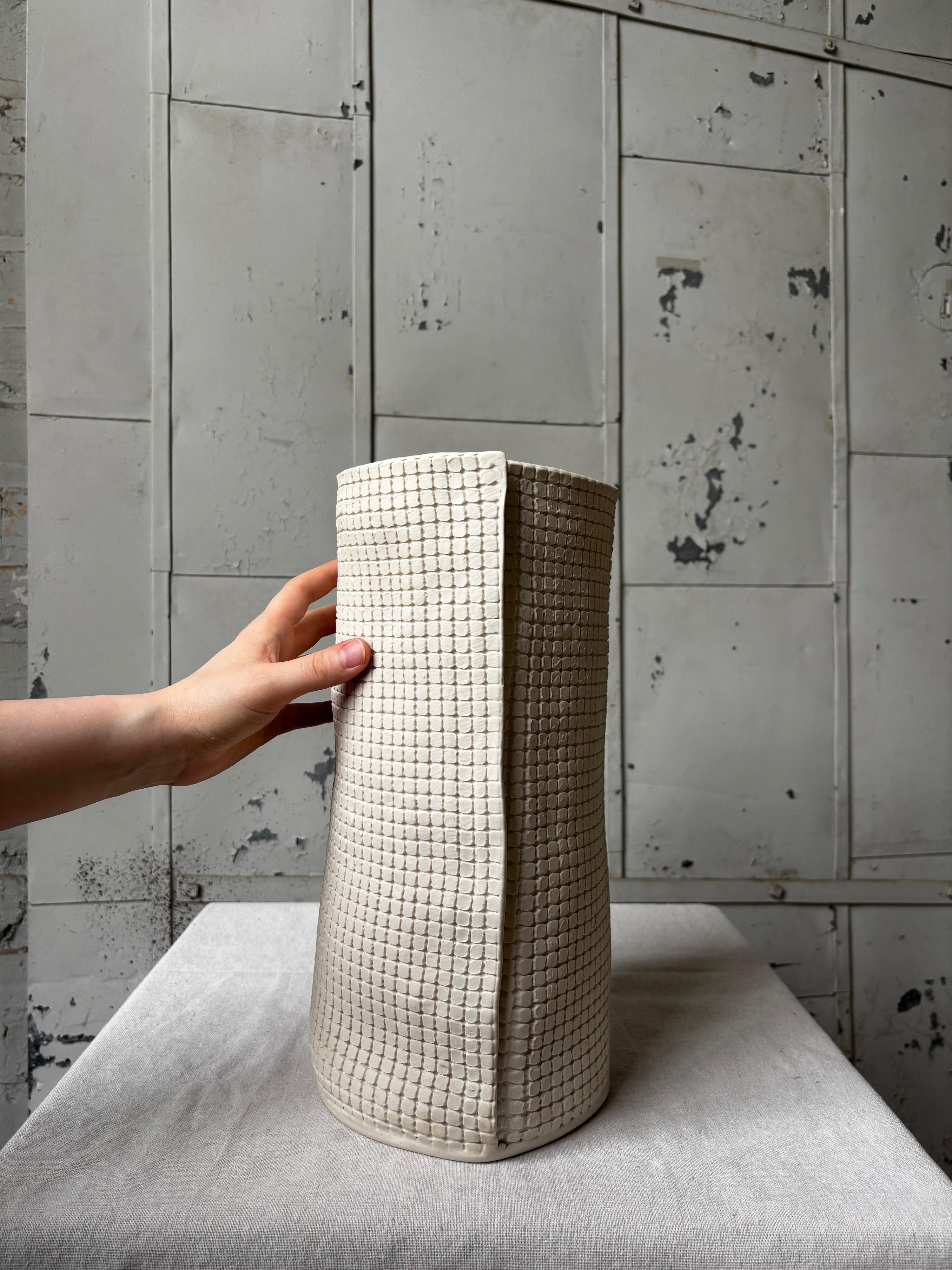 Wabi Sabi Grid Cylinder